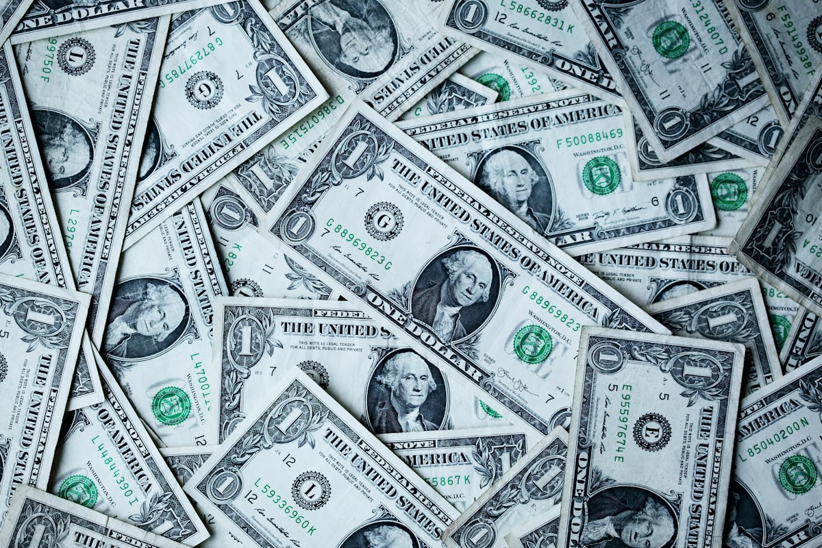 «Цифра брокер» привлекает $15 млн через редкий для рынка выпуск валютных облигаций
